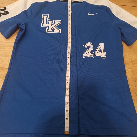 Nike Lakers jersey - Picture 6 of 9